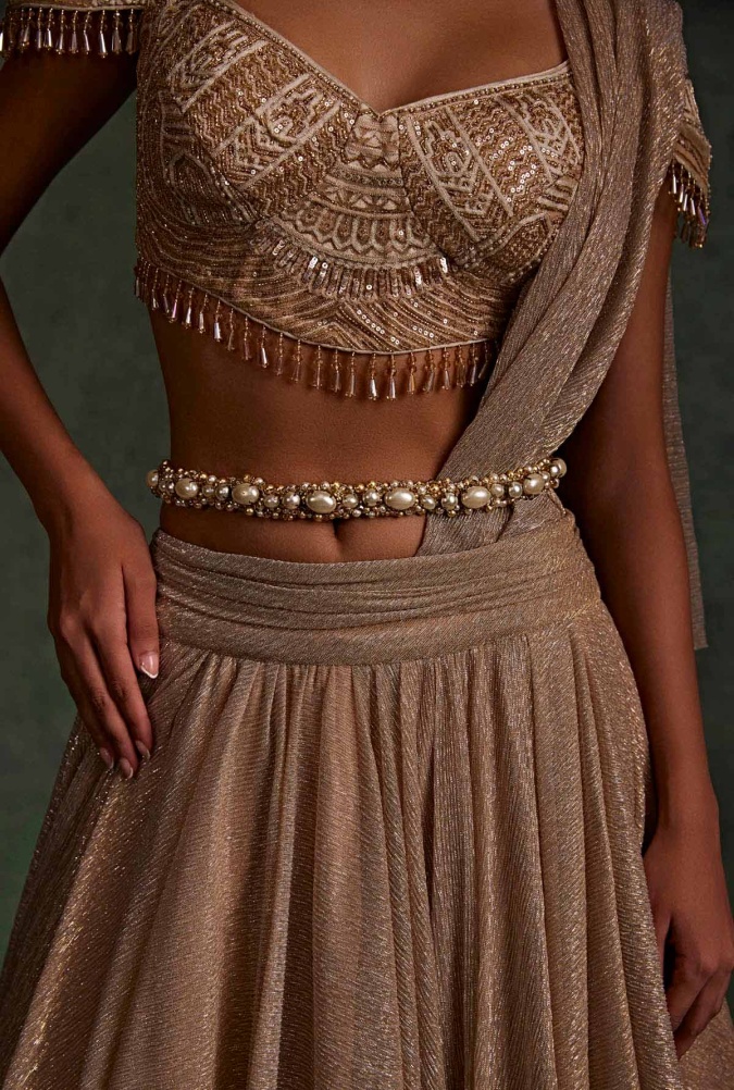 Jeweled waist clearance belt